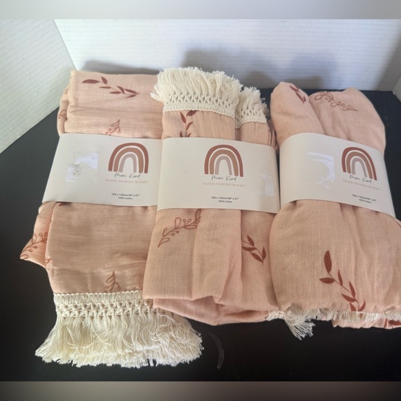 Angel Dear Other - NWT Muslin Swaddle Blanket Set of 3